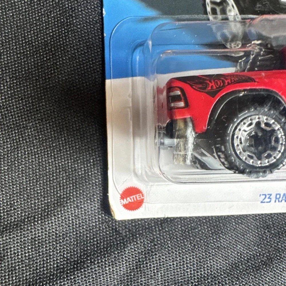 A2 Hot Wheels 23 Ram 1500 Factory Fresh 7/10 Red Pickup Truck 97/250